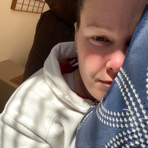 Meet your Posher, Hesper